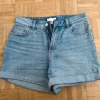 Kurze Jeansshorts