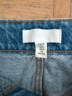 Kurze Jeansshorts