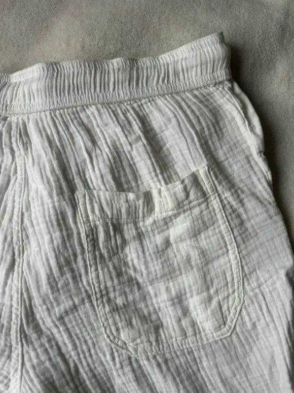 Kurze Leinenhose weiß