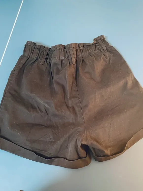 Kurze schwarze Shorts H&M gr M