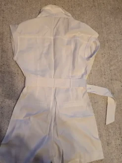 Kurze Weiße Overall