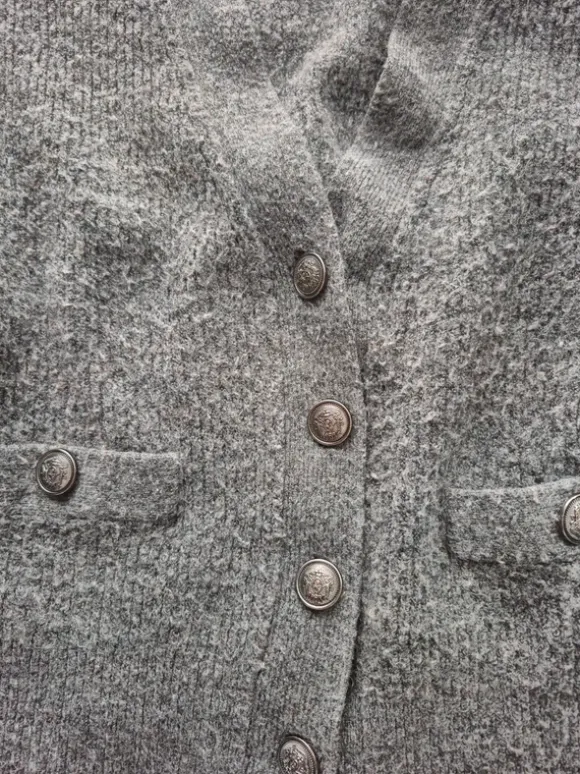 Kurzer gestrickter Cardigan von H&M