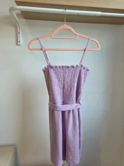 Kurzer Jumpsuit