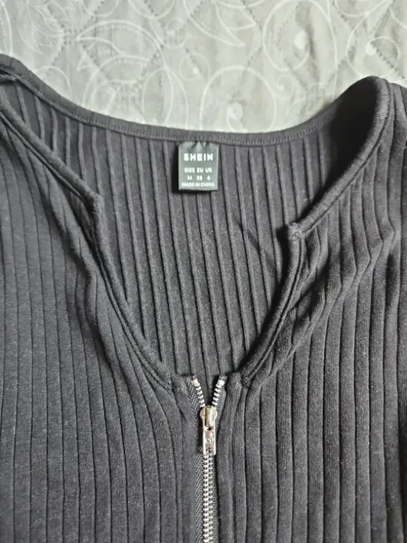Kurzer Jumpsuit Gr. M