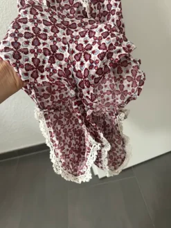 Kurzer Jumpsuite mit Spitze pink H&M Gr. 34