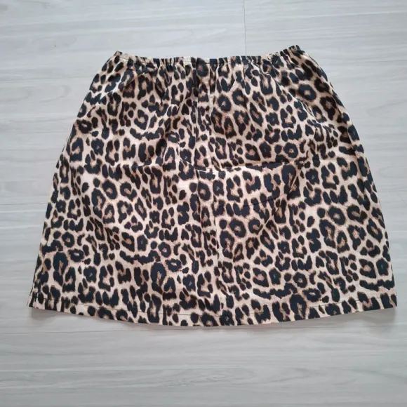 Kurzer Rock Animal mit Leopardenmuster und Gummizugbund