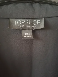 Kurzärmlige schwarze Bluse