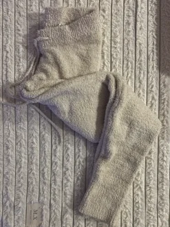 Kuschelige Flauschhose Größe M