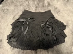 Lace rock mit schleife