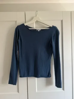 Langarm Oberteil Subdued blau Größe M