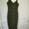 Langes Kleid mit Knopfleiste