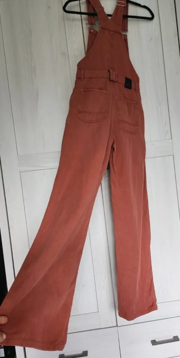 Latzhose
