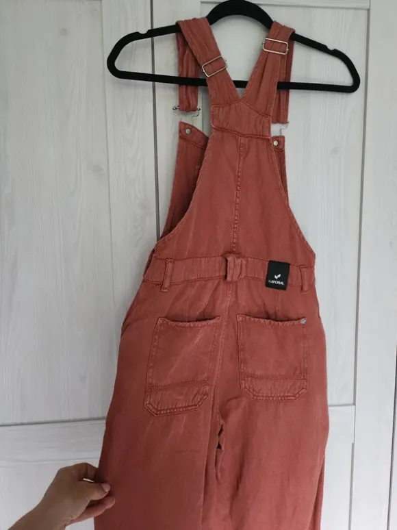 Latzhose