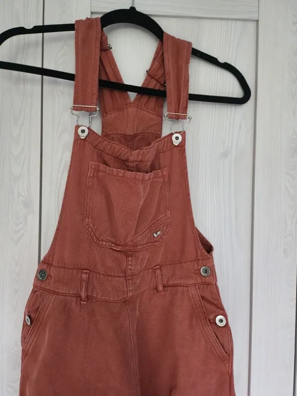Latzhose