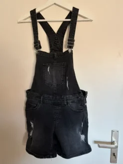 Latzhose mit etwas Stretch