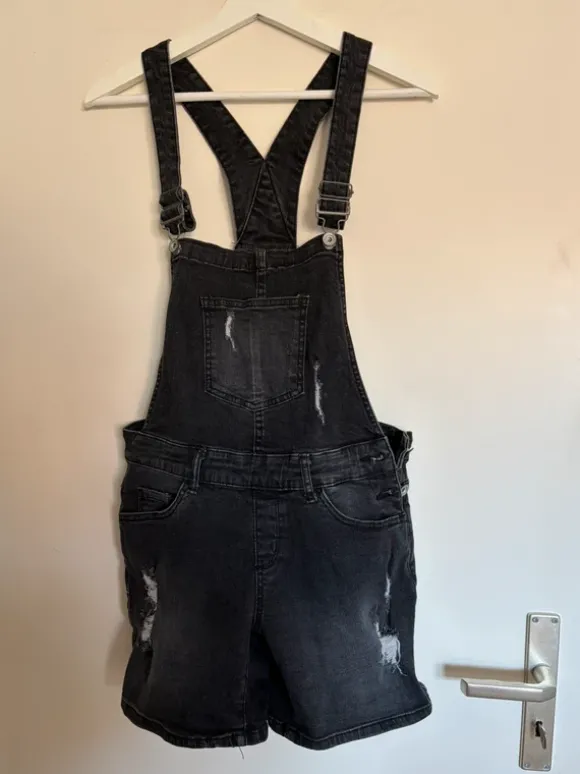 Latzhose mit etwas Stretch