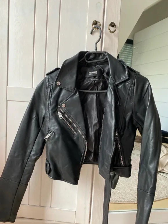 Lederjacke pull and bear