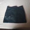 Lederrock H&M fällt aus wie 42