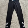 Leggings Adidas perfekt für den Sport