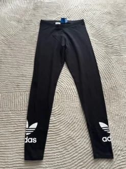 Leggings Adidas perfekt für den Sport