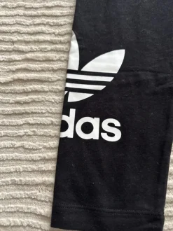 Leggings Adidas perfekt für den Sport