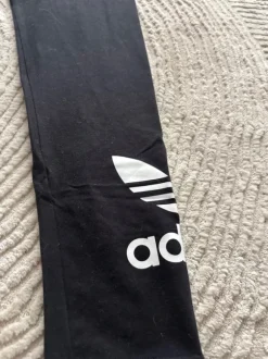 Leggings Adidas perfekt für den Sport