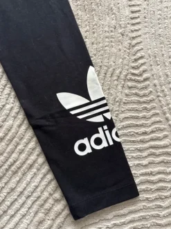 Leggings Adidas perfekt für den Sport