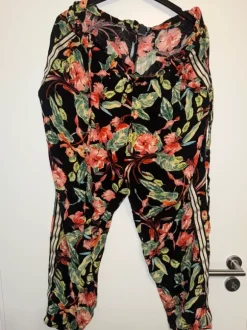 Leicht Hose