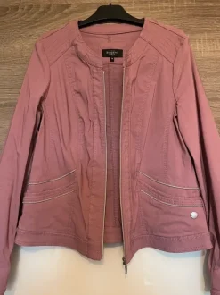Leichte Damenjacke in Lila
