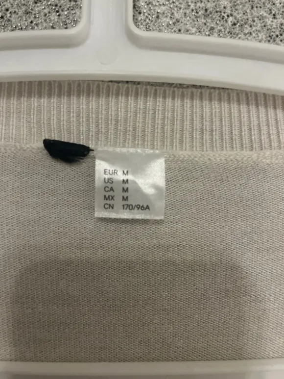 Leichter Strickpullover