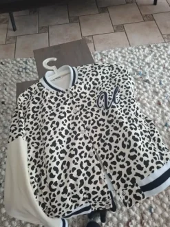 Leoprint Bomber