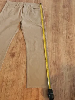 Levi’s 501 Beige/ Sand Jeans W36 L34 (Fits More Like W34 L32)