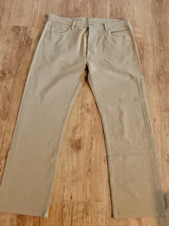 Levi’s 501 Beige/ Sand Jeans W36 L34 (Fits More Like W34 L32)