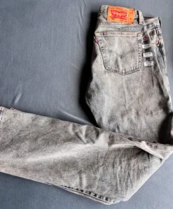 Levi’s 501 Jeans