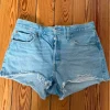 Levi’s 501 Jeansshorts Hellblau Destroyed W31