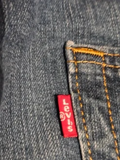 Levi's 505 Men's Regular Fit Straight Leg Jeans Size 38x32 – Dark Wash Classic Denim
