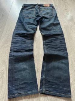 Levis 506 Straight