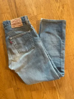 Levis 501 Straight Fit light blue