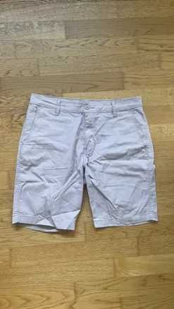 Levi’s Chino Shorts