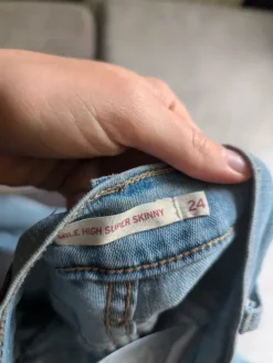 Levis Jeans