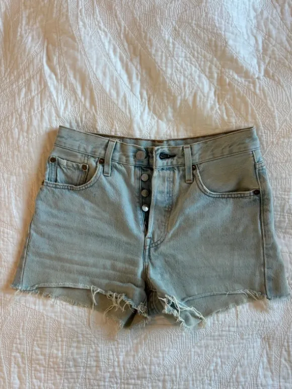 Levi’s Shorts 501