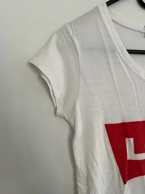 Levi`s Tshirt