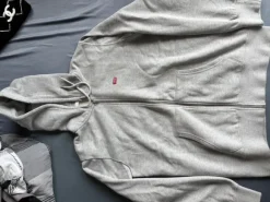 Levi’s zipper