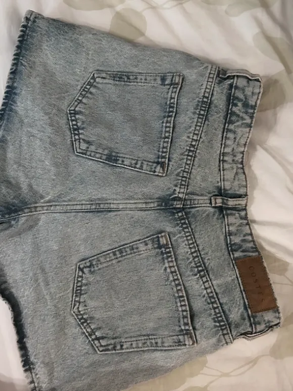 Licht blauwe skort costes