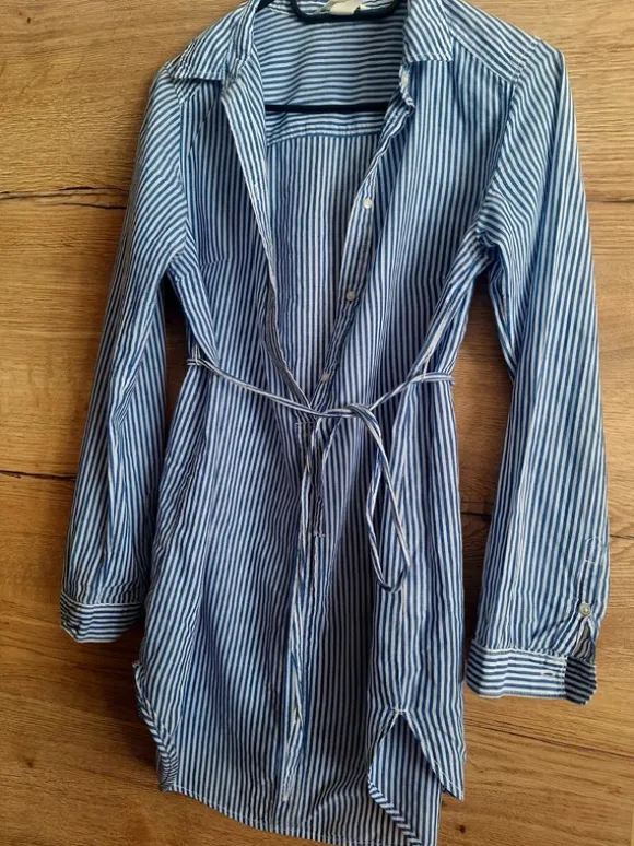 Längere Bluse