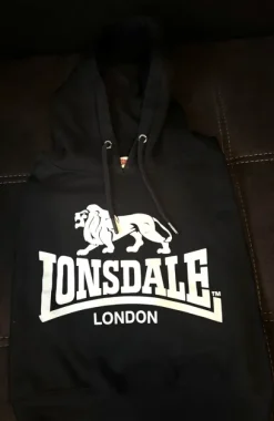 Lonsdale Pullover bauchfrei
