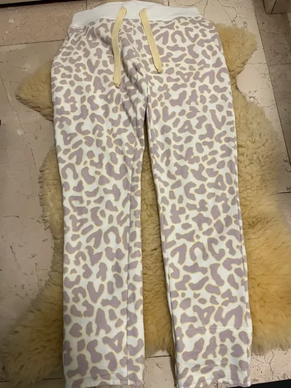 Loungewearhose bin Juvia in S