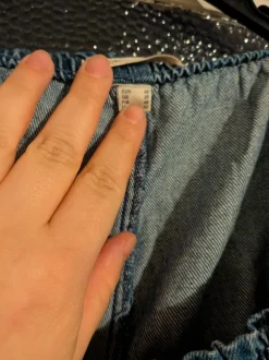 Lässige Jeans mit Nadelstreifen & Kordel