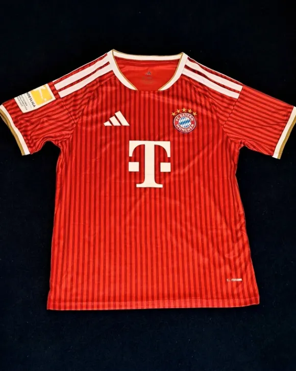 M Musiala Bayern Trikot von Adidas 2025/2026