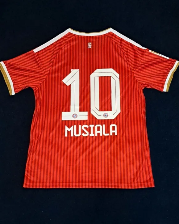 M Musiala Bayern Trikot von Adidas 2025/2026